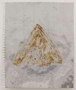 <p>诺特&middot;维塔尔，<em>Mountain</em>，2017，纸上三角巧克力，铝箔胶带，43.2 x 35.6 cm</p>
