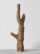 <p>Mirko Baselgia,<em> Tailored Skin II</em>, 2021, pine trunk, European walnut wood<br />
237 x 77 x 55 cm, photo by Stefan Altenburger</p>
