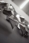 <p isrender="true">Cheng Ran, <em isrender="true">Hit-Or-Miss-ist</em>, 2013, aluminum board, 143 x 633 x 20 cm, edition of 3, detail</p>
