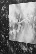 <p>尤莉亚&middot;斯坦纳，<em isrender="true">Window I</em>，2014，纸上水粉，220 x 150 cm</p>
