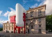 <p>Exhibition view, Lang/Baumann, <em>Comfort #20</em>, Polyestergewebe, Gebl&auml;se, 14 x 6,8 x 10,4m, Group exhibition, 2022, <em>L'Air des G&eacute;ants</em>, Parc de la Villette, Paris, France</p>
