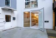 <p>Exhibition view, Lang/Baumann, <em>Comfort #21</em>, Polyestergewebe, Gebl&auml;se, 2x3 Rohre zu je 94 cm &Oslash;, 38m lang, Solo exhibition, Aldea, Bergen, Norway</p>
