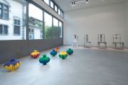 <p>展览现场，<em>Ai Weiwei</em>，麦勒画廊 北京-卢森，瑞士卢森，2010年10月2日 &ndash; 2010年12月18日</p>
