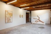 <p>展览现场，<em>structura / sistem</em>，麦勒画廊，瑞士阿尔德茨，2023年7月29日 - 9月3日</p>
