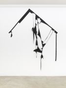 <p>展览现场，<em>Marion Baruch. Widerstandsgeist</em>，Neuer Aachener Kunstverein，德国亚琛，2024年10月6日 &ndash; 11月24日，图片提供：艺术家，麦勒画廊 苏黎世，及Sommer Contemporary Art，特拉维夫，摄影：Simon Vogel</p>
