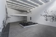 <p>Exhibition view, <em>Julia Steiner. Deep Voice&nbsp;&ndash; Clear Sky </em>净空 &ndash; 深声, Galerie Urs Meile, Beijing, China, 6.9.&nbsp;&ndash; 19.10.2014</p>
