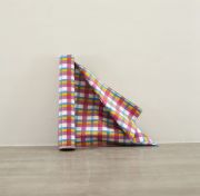 <p>Hu Qingyan, <em>A Roll of Plaid Cloth</em>,&nbsp;2012, acrylic on canvas, 130 x 2950 cm</p>
