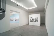 <p isrender="true">展览现场，<em>Consistence of Time</em>，麦勒画廊 北京-卢森，瑞士卢森，2011年11月18日 &ndash; 2012年1月14日</p>
