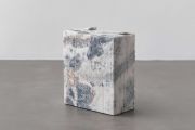 <p>Hu Qingyan, <em>Gift II</em>, 2021, marble, 46 x 40 x 20 cm</p>
