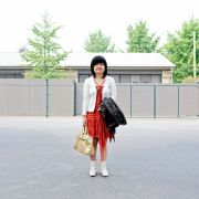 <p isrender="true">艾未未，<em>Fairytale</em>，2007，1001个中国游客，c-print，独版，100 x 100 cm，第12届文献展创作作品，德国卡塞尔2007</p>
