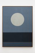 <p>安东尼奥&middot;巴莱斯特&middot;莫雷诺，<em>Blue</em> <em>#1</em>，2024，黄麻布上丙烯，200 x 145 cm，204 x 149 cm (带框)</p>
