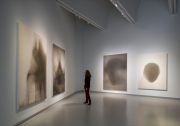 <p>展览现场，<em>Between Truth and Illusion</em>，北布拉班特博物馆，荷兰斯海尔托亨博斯，2020年2月15日-10月10日（图片提供：北布拉班特博物馆和Joep Jacobs）</p>
