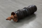 <p>Hu Qingyan,&nbsp;<em>Shell</em>,&nbsp;2017, carbon steel, 36 x 128 x 33 cm</p>

