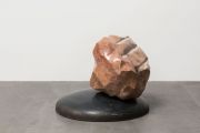<p>Hu Qingyan, <em>Gem II</em>,&nbsp;2018, marble, metal pedestal, 53 x 63 x 63 cm</p>
