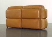 <p>Wiedemann/Mettler, <em>Ordnung 1</em>, 2007, chromed system, upholstered cushion leather, 90 x 55 x 170 cm</p>
