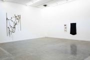 <p>展览现场，马里昂&middot;巴鲁克，<em>Mouvement perp&eacute;tuel, essayer dire</em>，Magasin des horizons - CNAC，法国格勒诺布尔，2020年10月29日 - 12月10日</p>
