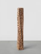 <p>Mirko Baselgia,&nbsp;<em>spiral beauty,</em> 2022, Wood, Stone, 143 x 16.5 x 16.5 cm</p>

