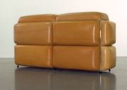 <p>Wiedemann/Mettler, <em>Ordnung 1</em>, 2007, chromed system, upholstered cushion leather, 90 x 55 x 170 cm</p>
