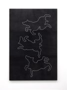 <p>奥尔多&middot;沃克，<em>无题 (Drei Hunde) (3)</em>, 1982，画布上分散颜料，208.5 x 140 cm</p>
