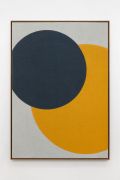 <p>安东尼奥&middot;巴莱斯特&middot;莫雷诺，<em>Planets (blue yellow)</em>，2025，黄麻布上丙烯，162 x 114 cm，166 x 118 cm（带框）</p>
