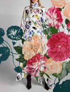 <p>Tobias Kaspar, <em>Artists Dress (Bouquet) VI, Artists Dress (Crop 1925)</em>, 2022<br />
Acrylic paint, silkscreen and inkjet on primed canvas, 25 x 19 cm</p>
