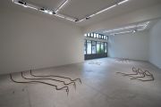 <p>展览现场，<em>Rebars &ndash; Lucerne</em>，麦勒画廊 北京-卢森，瑞士卢森，2012年10月27日 &ndash; 2013年1月12日</p>
