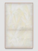 <p>Mirko Baselgia, &quot;<em>Sunny mountains and shady valleys&quot;,</em> 2022, handwoven linen from the Tessanda Val M&uuml;stair, larch wood, mineral pigments, 142.5 &times; 88 &times; 3.3 cm</p>
