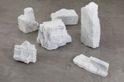 <p>Hu Qingyan, <em>Souvenir</em>,&nbsp;2013, marble (replica of a rubble piece from a ruined hutong cut out of a single marble block), 6 pieces, different sizes from approx. 16 x 52 x 22 cm to 60 x 60 x 40 cm</p>
