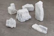 <p>Hu Qingyan, <em>Souvenir</em>,&nbsp;2013, marble (replica of a rubble piece from a ruined hutong cut out of a single marble block), 6 pieces, different sizes from approx. 16 x 52 x 22 cm to 60 x 60 x 40 cm</p>
