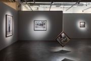 <p>展览现场<em>，脱靶</em>，由麦勒画廊和北京光社影像中心联合展出，展览地点：北京光社影像中心，中国北京，2023年5月26日 - 7月30日</p>
