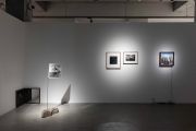 <p>展览现场<em>，脱靶</em>，由麦勒画廊和北京光社影像中心联合展出，展览地点：北京光社影像中心，中国北京，2023年5月26日 - 7月30日</p>
