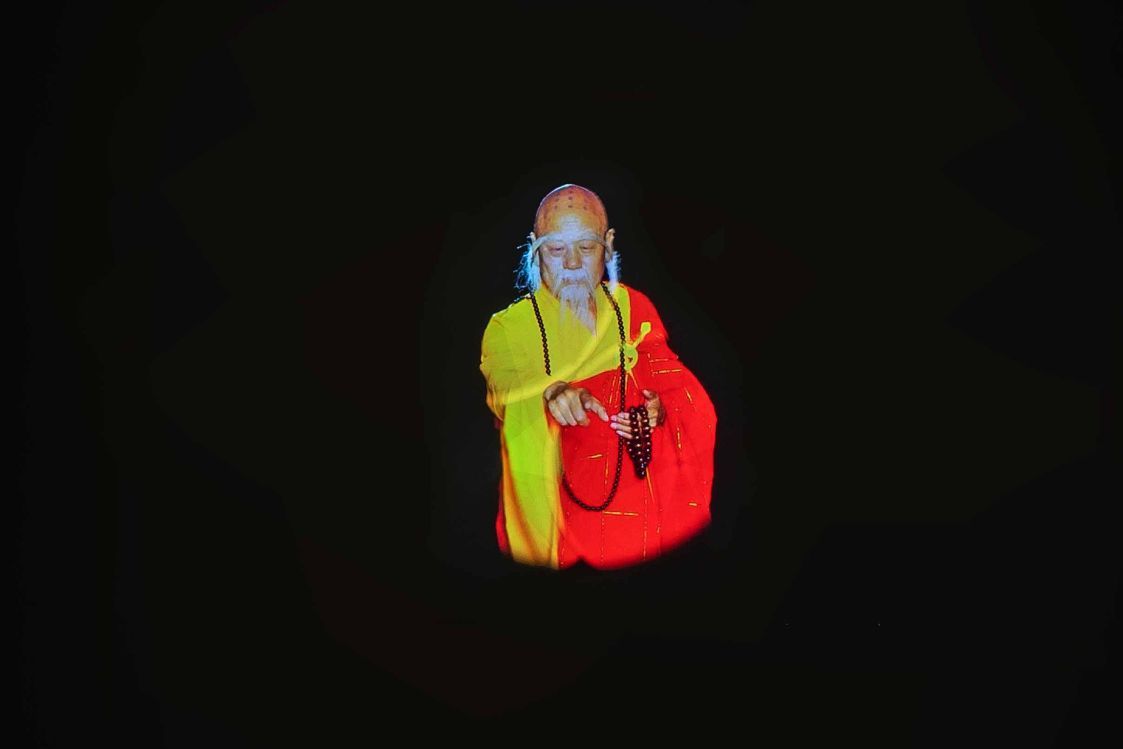 CY_EV_PassingThroughtheHumanWorld_2021_18.jpg