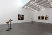 <p>展览现场，<em>路过人间</em>，麦勒画廊 北京-卢森，中国北京，2021年6月5日 &ndash; 8月15日</p>

