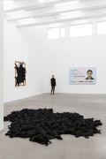 <p>展览现场，<em>我有水蛇腰</em>，麦勒画廊 北京-卢森，中国北京，2017年11月4日 &ndash; 2018年2月23日</p>
