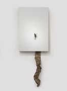 <p isrender="true">曹雨，<em isrender="true">Mother No.4</em>，2016，亚麻布，木框，(120 + 100) x 80 x 15 cm</p>
