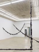 <p>展览现场，<em>Marion Baruch. Widerstandsgeist</em>，Neuer Aachener Kunstverein，德国亚琛，2024年10月6日 &ndash; 11月24日，图片提供：艺术家，麦勒画廊 苏黎世，及Sommer Contemporary Art，特拉维夫，摄影：Simon Vogel</p>
