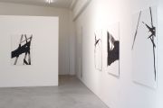 <p isrender="true">展览现场，<em>缓慢之作</em>，麦勒画廊 北京-卢森，瑞士卢森，2008年11月10日 &ndash; 2009年1月11日</p>
