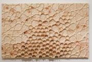 <p>Mirko Baselgia, <em>Midada da structura</em>, 2018, pine-wood (pinus cembra), 110 x 178 x 11 cm</p>
