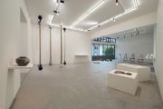 <p>展览现场，<em>Ai Weiwei</em>，麦勒画廊 北京-卢森，瑞士卢森，2010年10月2日 &ndash; 2010年12月18日</p>
