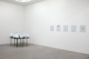<p>展览现场，<em>Che fasch?</em>，麦勒画廊 北京-卢森，瑞士卢森，2019年9月12日 &ndash; 11月2日</p>
