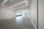 <p>展览现场<em>，THE SECOND WHIP WITH A BRUSH</em>，麦勒画廊 北京-卢森，瑞士卢森，2013年4月12日 － 7月6日</p>
