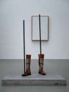 <p>展览现场，<em isrender="true">时间开始了</em>，2019乌镇当代艺术邀请展，北栅丝厂，中国乌镇，2019年3月30日 &ndash; 6月30日</p>
