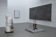 <p>展览现场，<em>时间开始了</em>，2019乌镇当代艺术邀请展，北栅丝厂，中国乌镇，2019年3月30日 &ndash; 6月30日</p>
