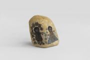 <p>Han Yong，<em>Baptism,</em> 2025，oil on stone，4 x 8 x 7 cm</p>
