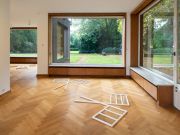 <p>马里昂&middot;巴鲁克. <em>Social Fabric</em>，展览现场，Haus Lange, Kunstmuseen Krefeld，2024, &copy; 艺术家、麦勒画廊 苏黎世、Sommer Contemporary Art，特拉维夫</p>
