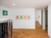 <p>马里昂&middot;巴鲁克. <em>Social Fabric</em>，展览现场，Haus Lange, Kunstmuseen Krefeld，2024, &copy; 艺术家、麦勒画廊 苏黎世、Sommer Contemporary Art，特拉维夫</p>
