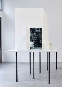 <p>Exhibition view, <em>circular flight</em>, Galerie Urs Meile Lucerne, Switzerland, 5.3.&nbsp;&ndash; 2.5.2020</p>
