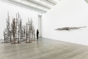 <p>展览现场，<em>LI GANG</em>，麦勒画廊 北京-卢森，中国北京，2016年11月5日 &ndash; 2月19日</p>
