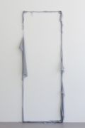 <p>Marion Baruch,&nbsp;<em>Eingang,</em> 2014, tulle synthetic fiber, 195 x 70 cm</p>
