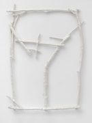 <p isrender="true">米尔科&middot;巴泽吉亚，<em isrender="true">Val-Bella (white)</em>，2015，陶瓷，颜料上釉，77 x 55 x 3.3 cm</p>
